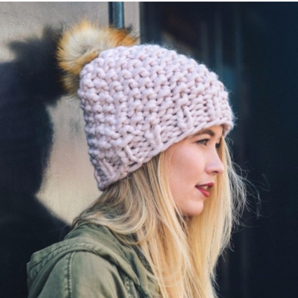 3/$30 🔥 Chunky Knit Soft Pink Beanie